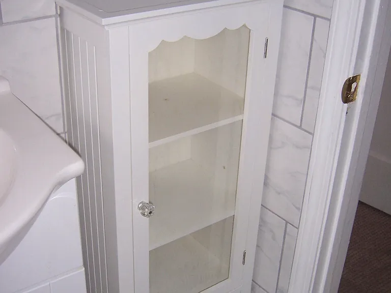 578 Kensington Ave — Photo 14