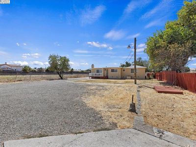 2688 W Byron Rd, Tracy, CA, 95377