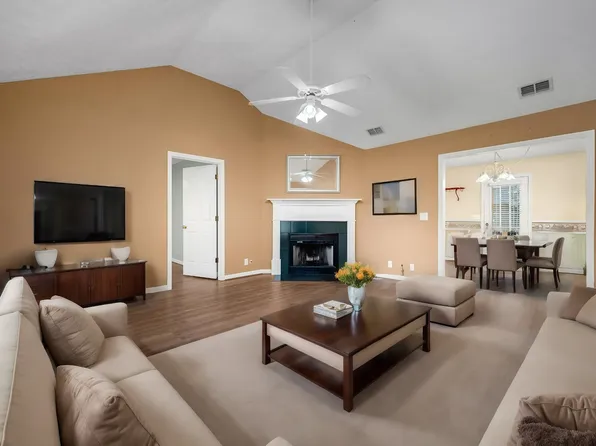 2842 Wellington Pl, Murfreesboro, TN 37128
