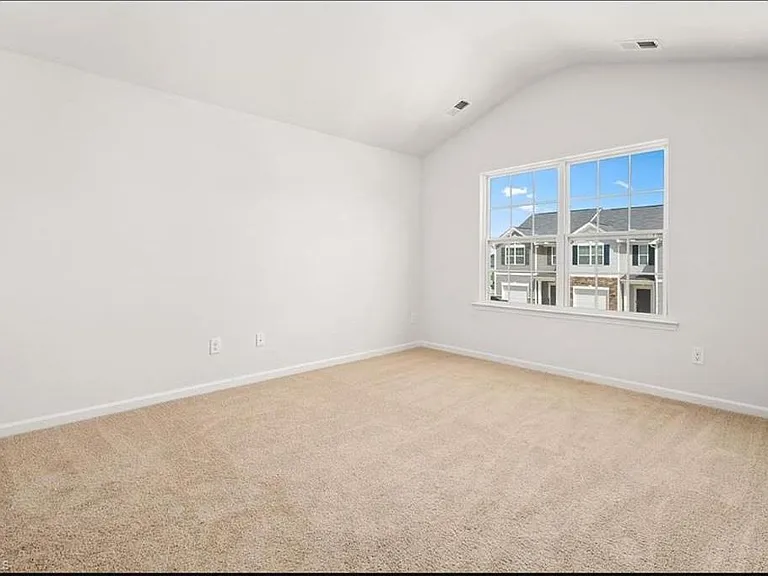 171 Moyer Dr — Photo 8