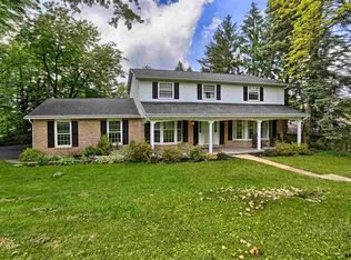 830 Pinehurst Rd, York, PA 17402