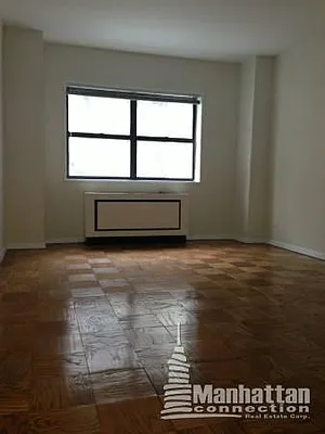 Rented by Manhattan Connection | media 14