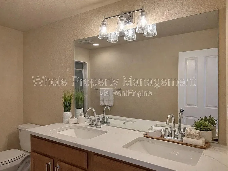 3030 Wyandot St #7 — Photo 5