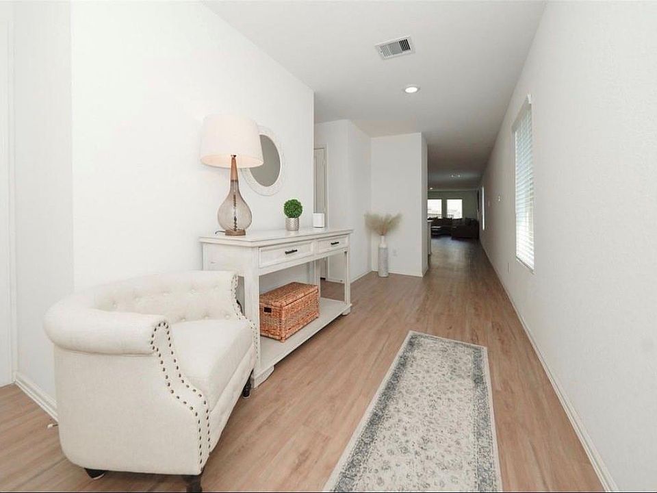 1st image of 26706 Paloma Blanca Dr