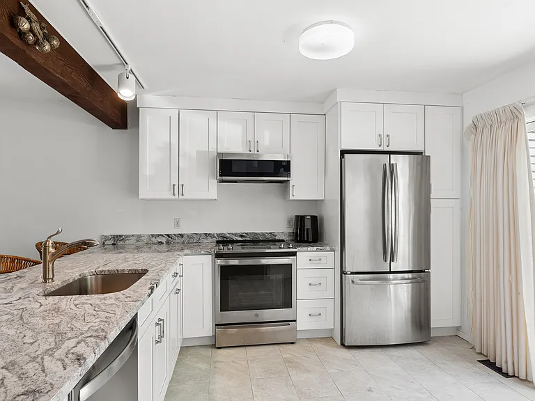 196 Treescape Dr #4B — Photo 6