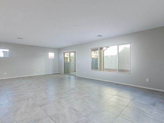 4th image of 16486 W La Ventilla Way
