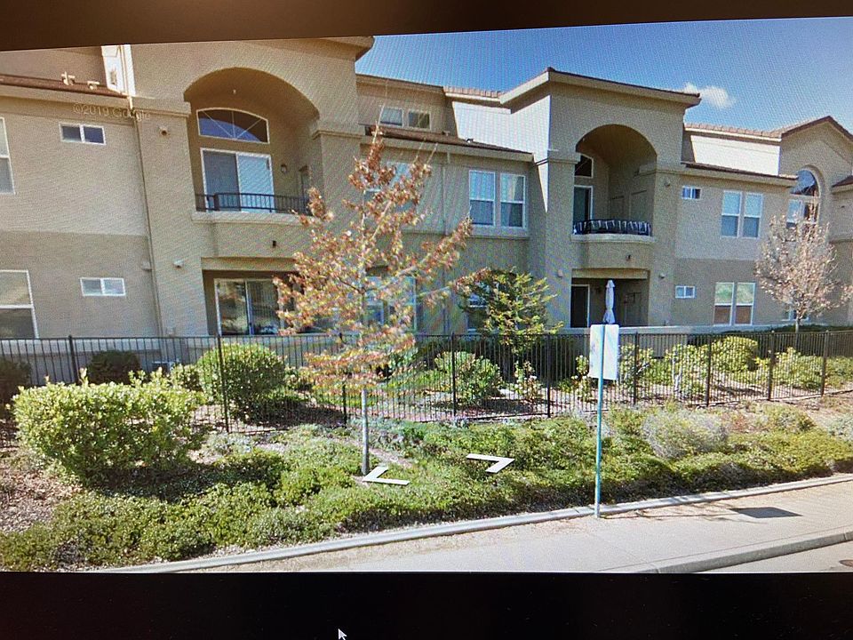 1st image of 1300 Moon Cir