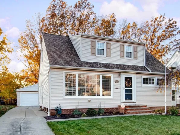 548 E 315th St, Willowick, OH 44095