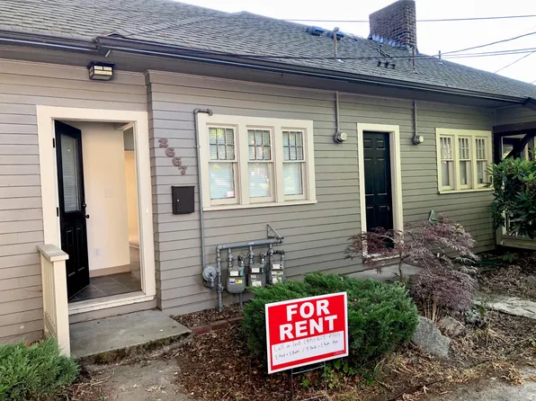 2667 10th Ave W #2667, Seattle, WA 98119