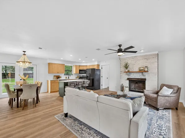 6649 Black Oak Pl, Pensacola, FL 32526