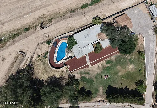9401 Pavo Ln Photo 1