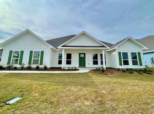 5531 Blake Ln, Pace, FL 32571