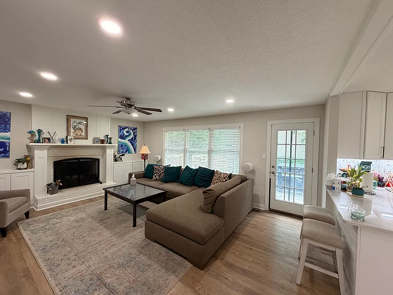 1109 Barn Brook Ct — Photo 13