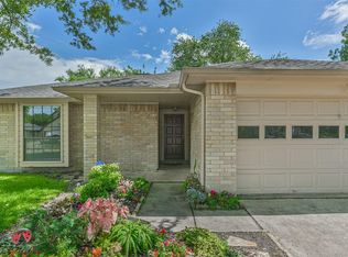 1010 Willowbriar Ln, Deer Park, TX 77536