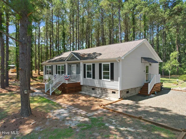 1879 Stanley Road SW, Supply, NC 28462