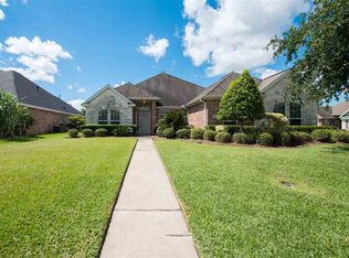 7895 Windchase Dr, Beaumont, TX 77713