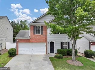 419 Royal Oak Dr, Acworth, GA