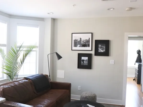 Charming Renovated Apartments in the Heart of Ardmore, 11 Cricket Ave APT 4, Ardmore, PA 19003