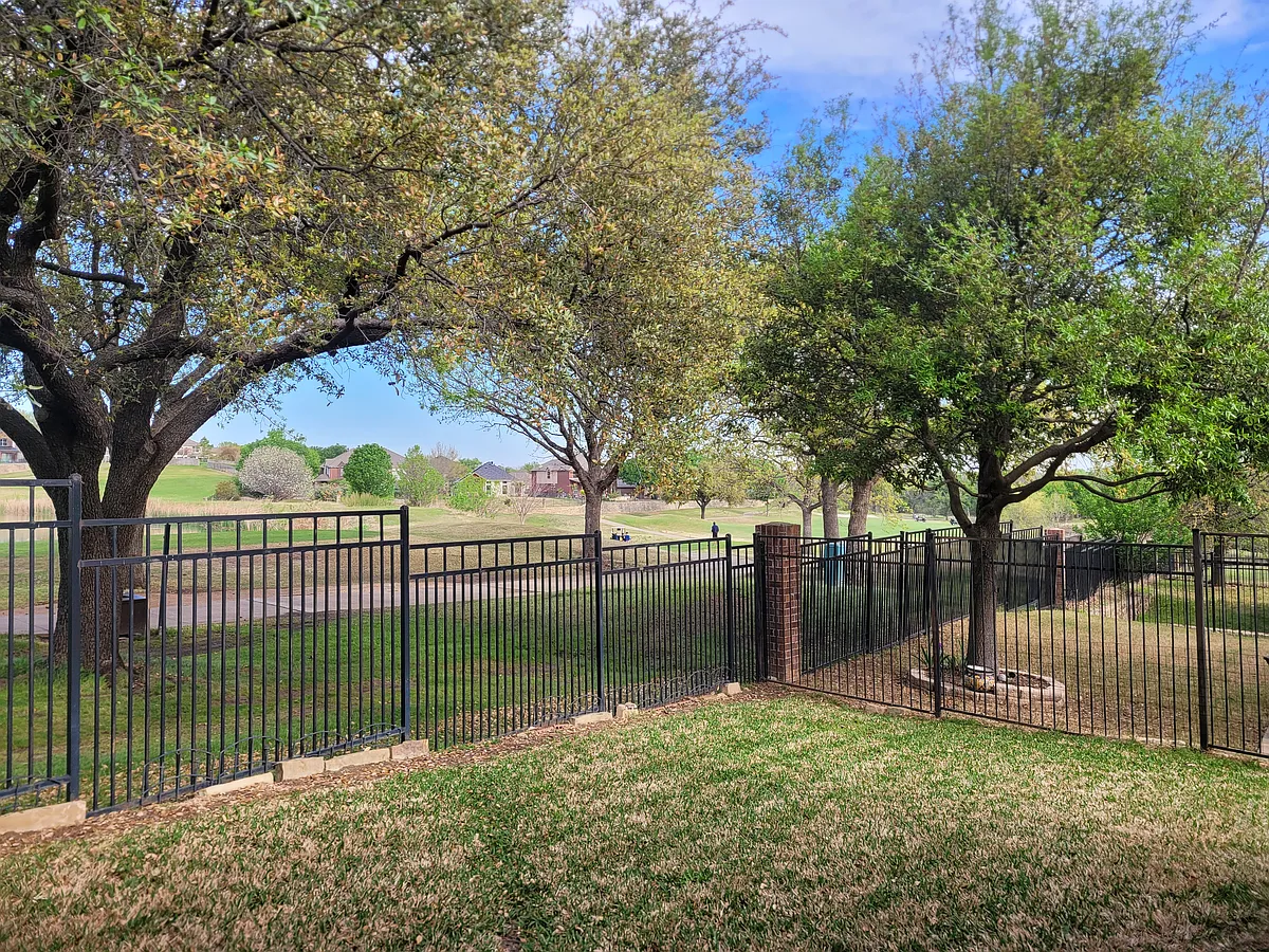 Building Photo - 5833 Tuleys Creek Dr