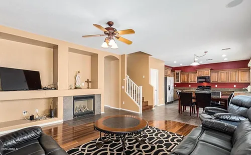 14586 W Mauna Loa Ln Photo 1