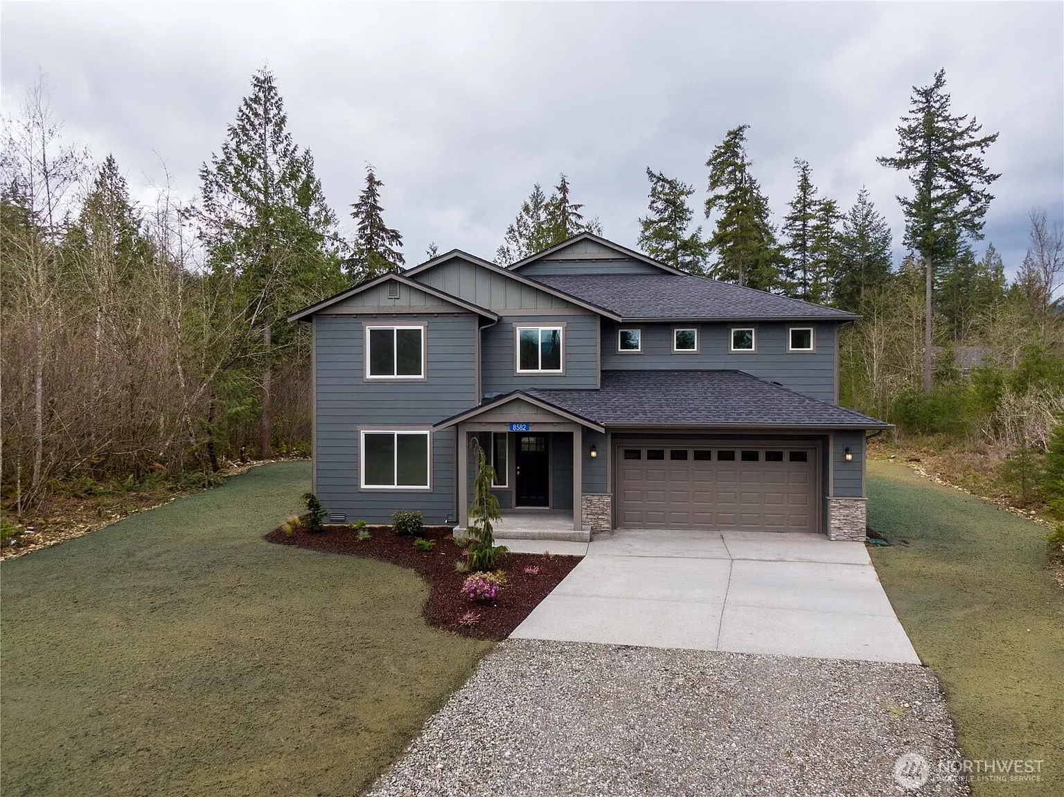 8582 Trillium Lane photo 1