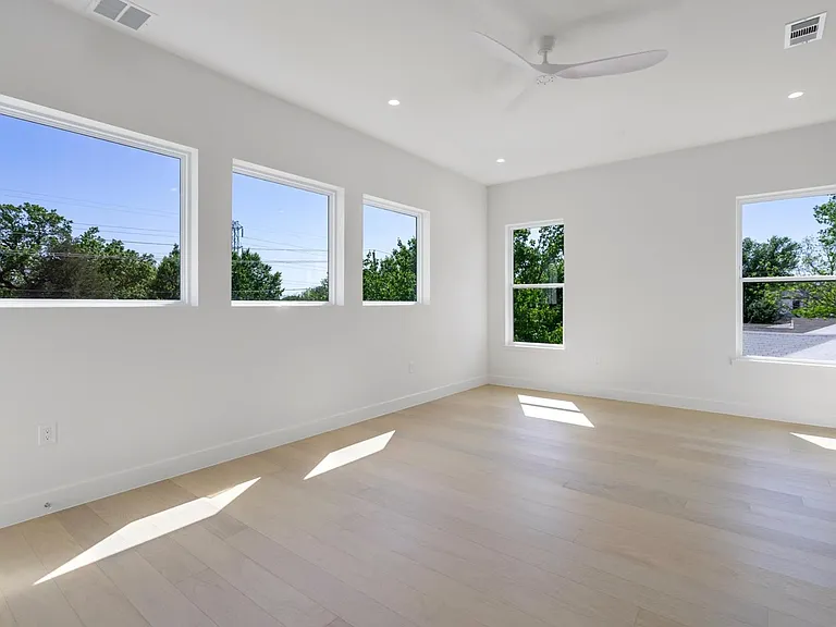 3813 Cortez Dr — Photo 27