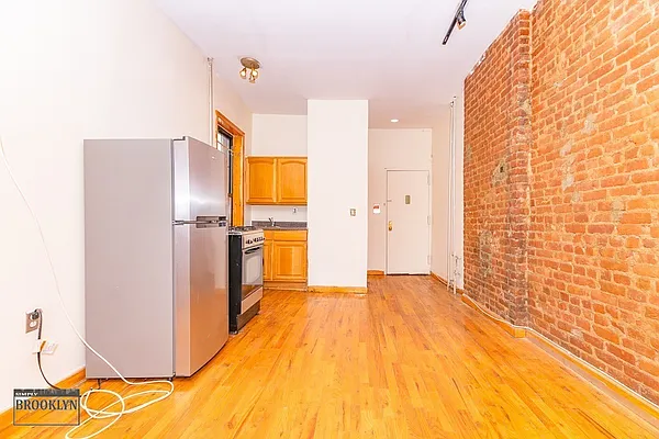 Rented by Simply Brooklyn Realty Inc | media 30