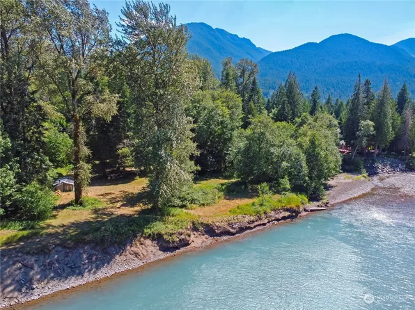 291 Baker Road, Packwood, WA 98361