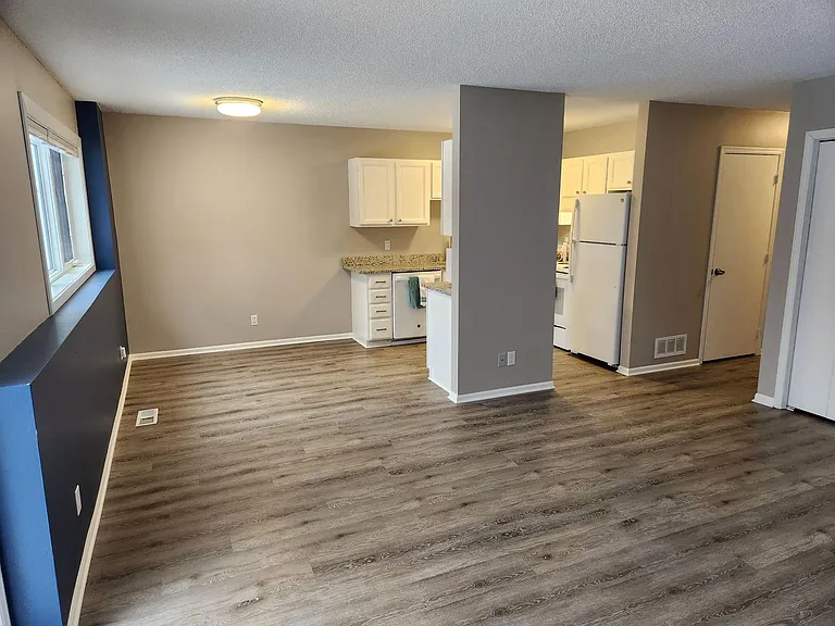 1351 Idaho Ave S — Photo 5