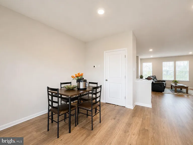 1221 Apollo Dr — Photo 3