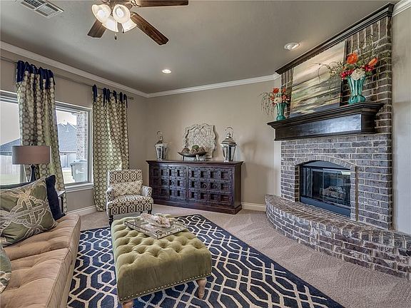 3rd image of 11808 Calvia Ct