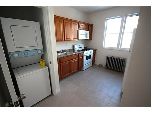 280 Saint Pauls Ave Photo 1
