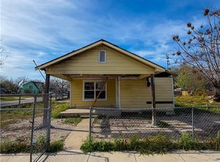 3037 Macarthur St, Corpus Christi, TX 78405