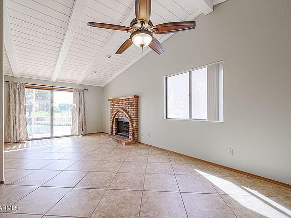 4th image of 688 Leisure World