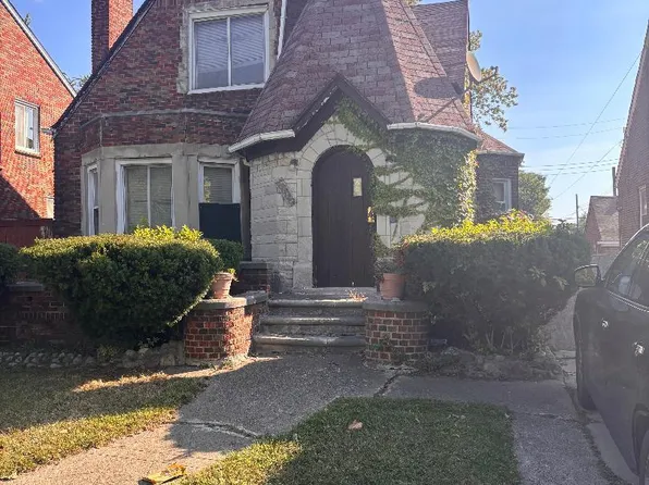 15330 Robson St, Detroit, MI 48227