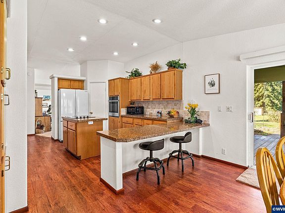 4th image of 38380 Soap Creek Rd