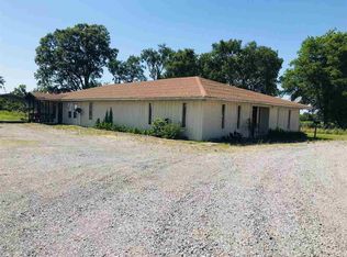 2207 N Main St, Brinkley, AR 72021