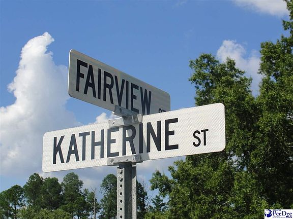 4th image of 205 Katherine St