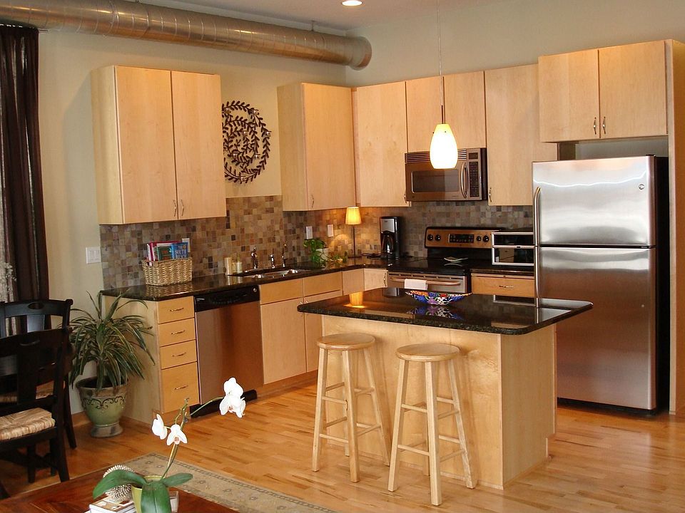 Open Kitchen w/Granite & SS Appliances