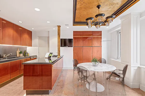 Sold by Compass | media 8