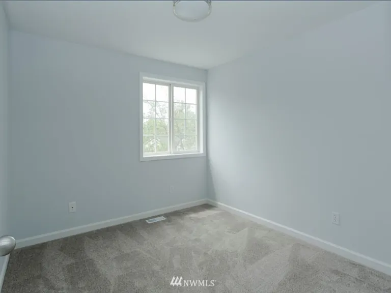 2319 210th St SE — Photo 7