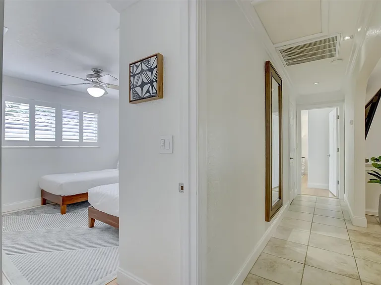 2600 N Riverside Dr — Photo 21