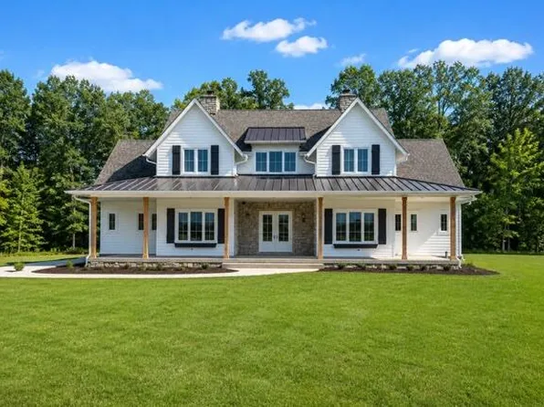 16675 Willard Ln, Lowell, IN 46356