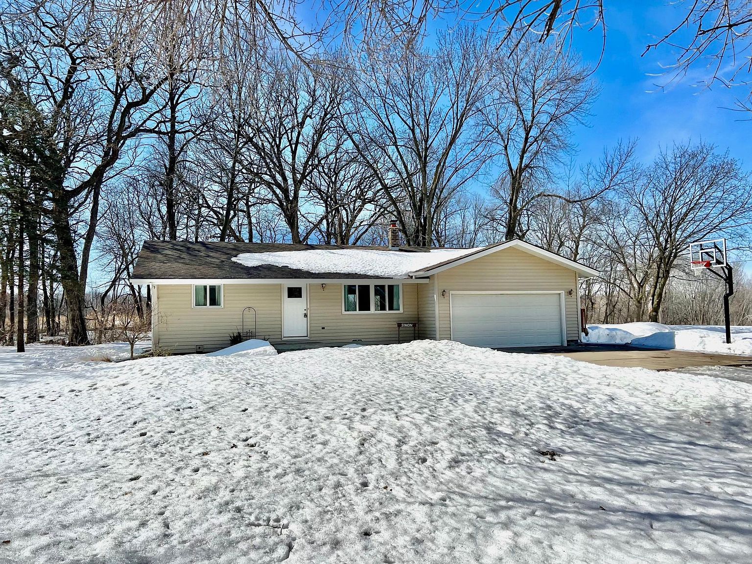 7474 Le Sueur Ave, Montgomery, MN 56069 Zillow