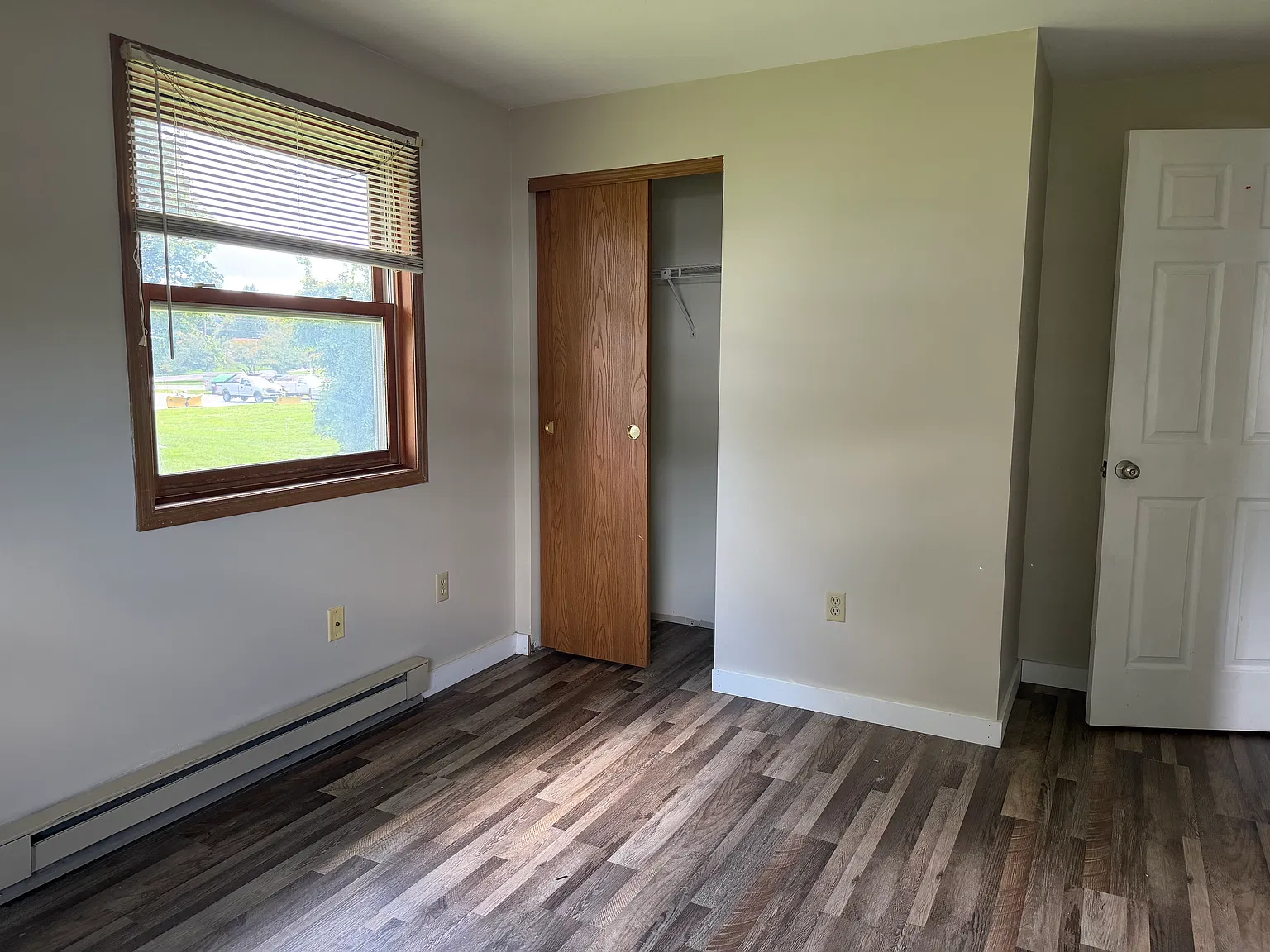 3 bed, 2086 sqft, $1,500 — Photo 4