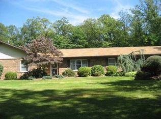 117 Mountain Dr, Linden, PA 17744