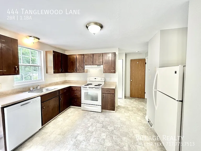 444 Tanglewood Ln — Photo 71