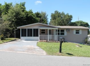 18 E Golden St, Beverly Hills, FL 34465