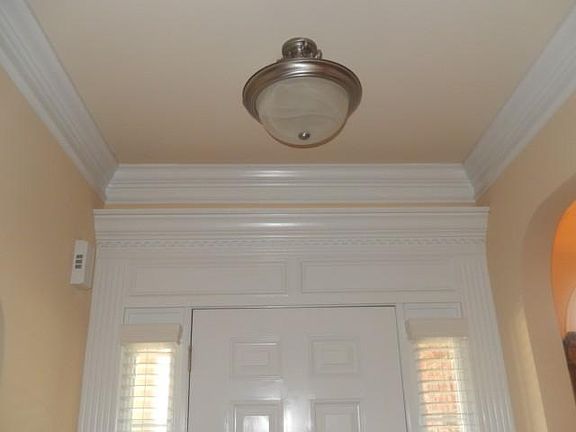 2nd image of 1446 Vergeland Dr