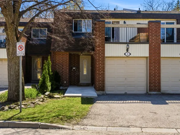 6240 Montevideo Rd #19, Mississauga, ON L5N 2N7